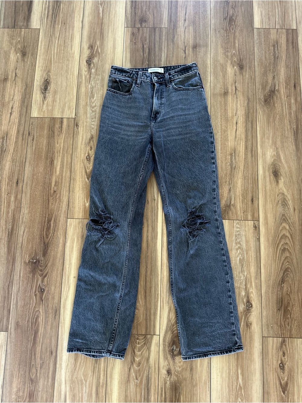 Abercrombie & Fitch Women’s the ‘90s relaxed Jeans size 25/0L - Picture 2 of 6